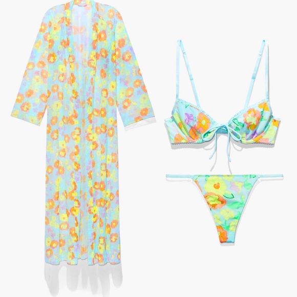 Free Spirit Floral Xtra VIP Box Robe - Picture 6 of 6